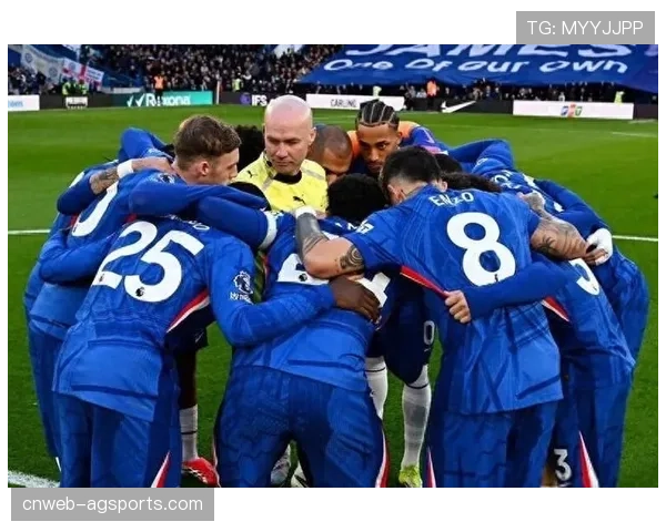 阿森纳要慌了？曼城抹平9分差距登顶，33轮后领跑从未丢冠